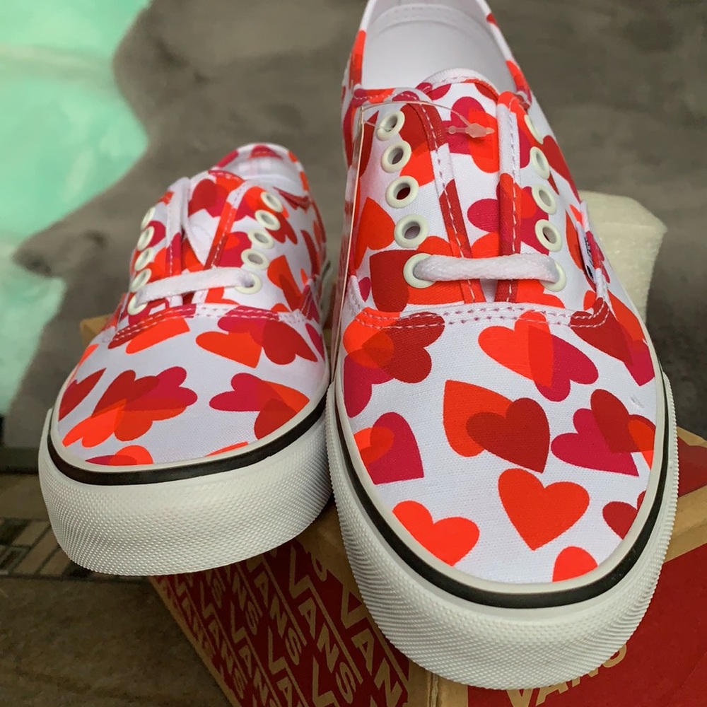 VANS AUTHENTIC VALENTINES HEARTS WMNS - Picture 9 of 16